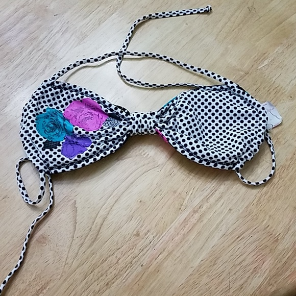 Dauble sided Xhilaration bikini top - Picture 2 of 7